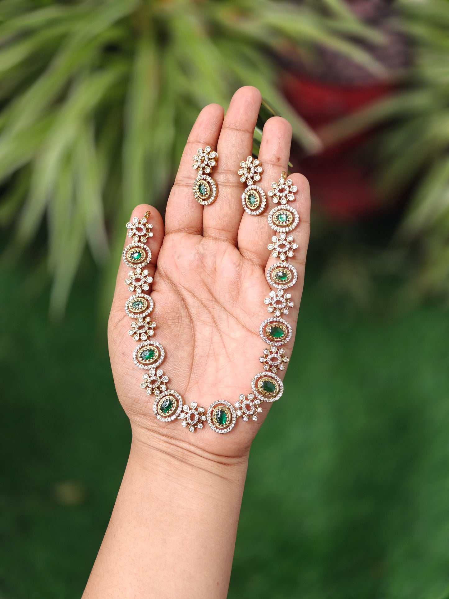 Varnika Stone Necklace