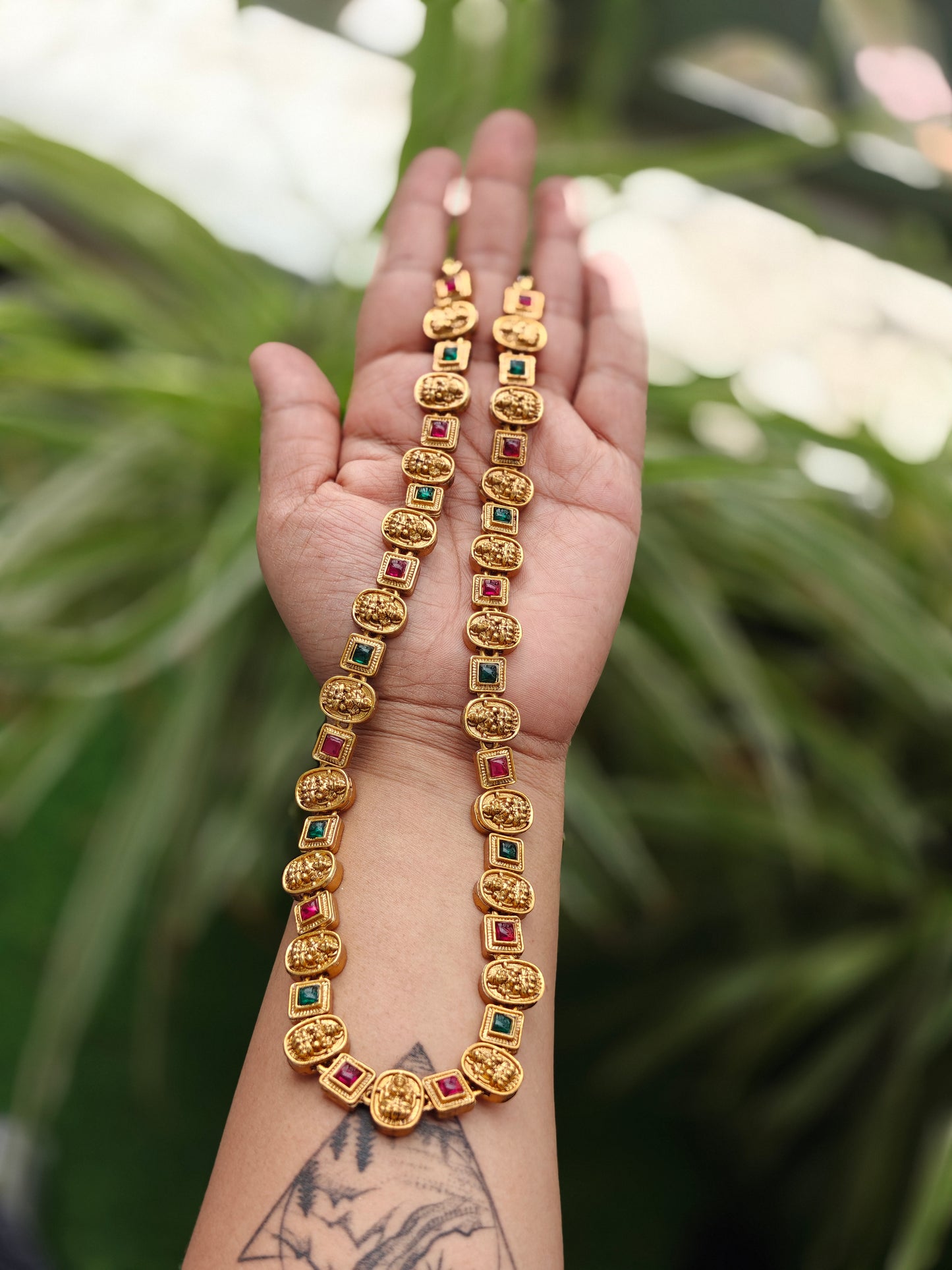 Annapurna Antique Haaram