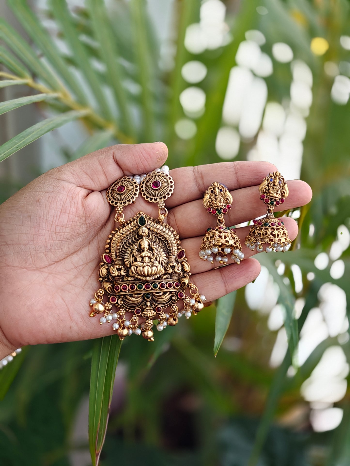 Multi-layered Pearl Haram