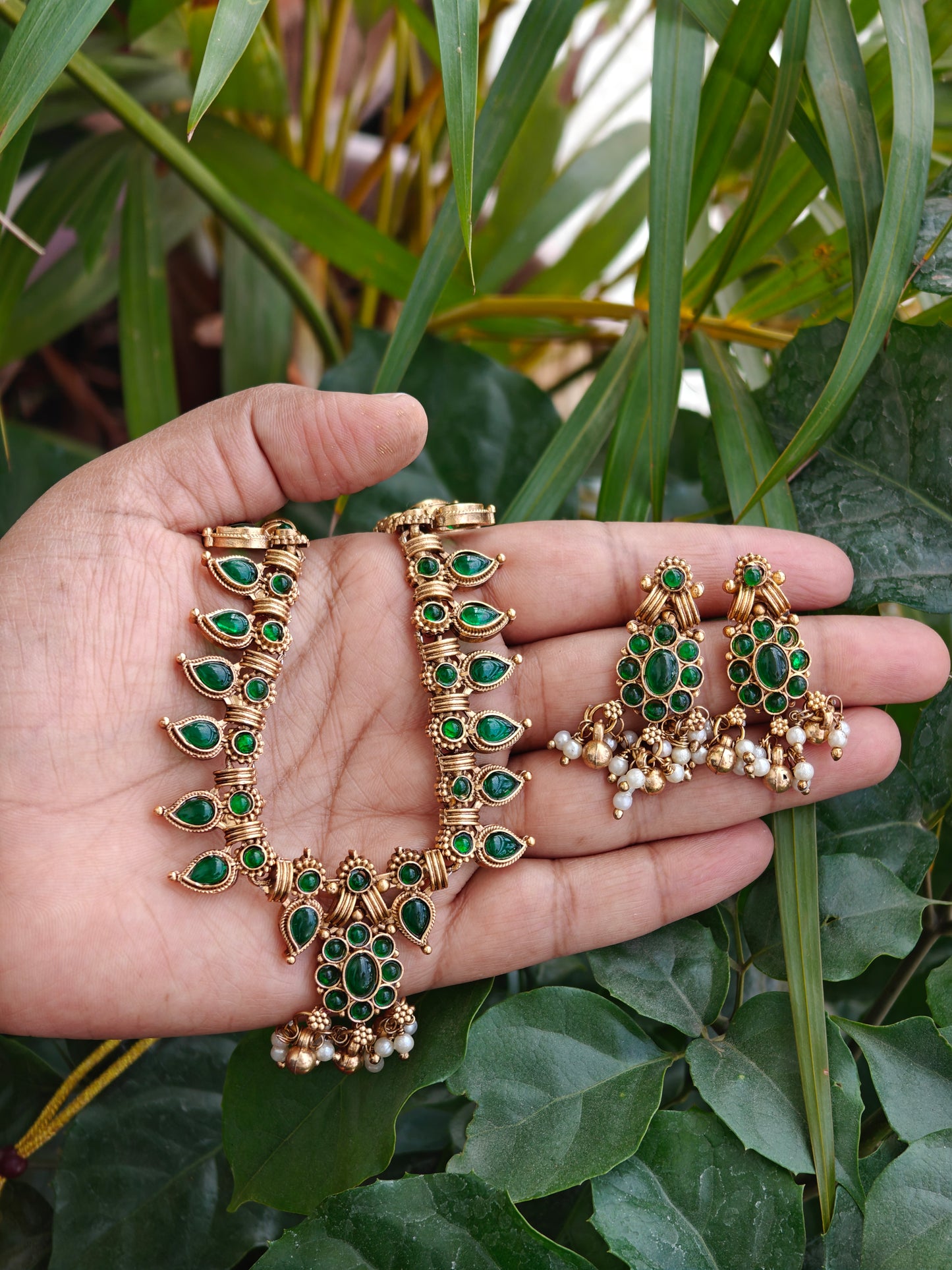 Antique Emerald Maanga Haaram