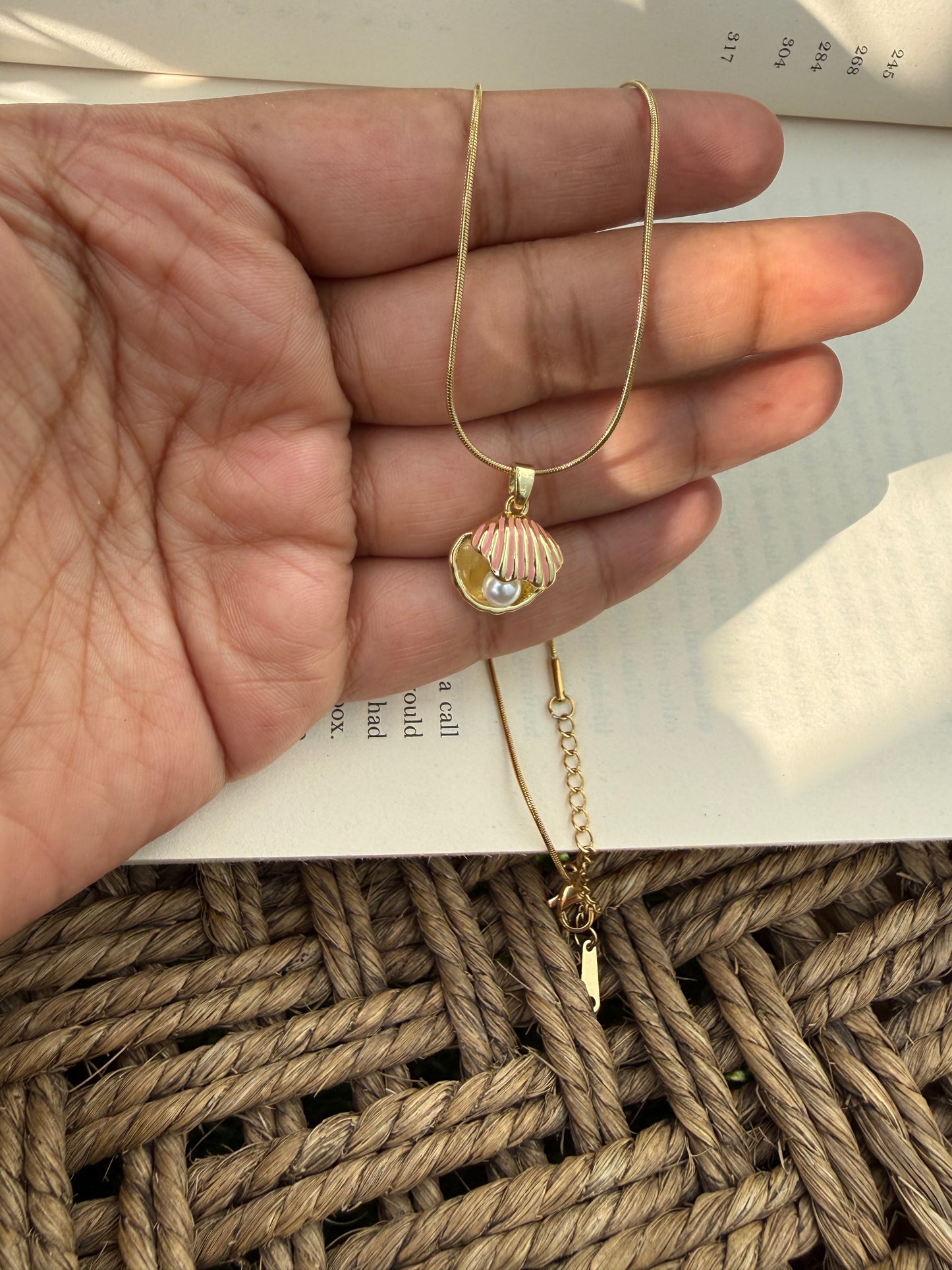 Summer Pearl Necklace