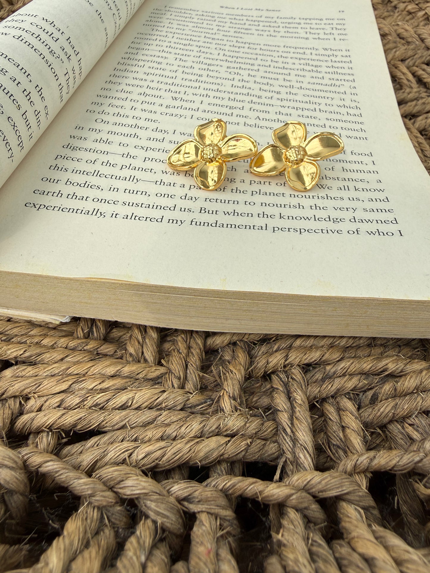 Bloom Anti-Tarnish Studs