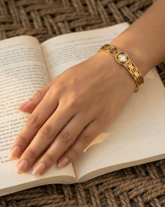 Golden Clover Cutout Bangle