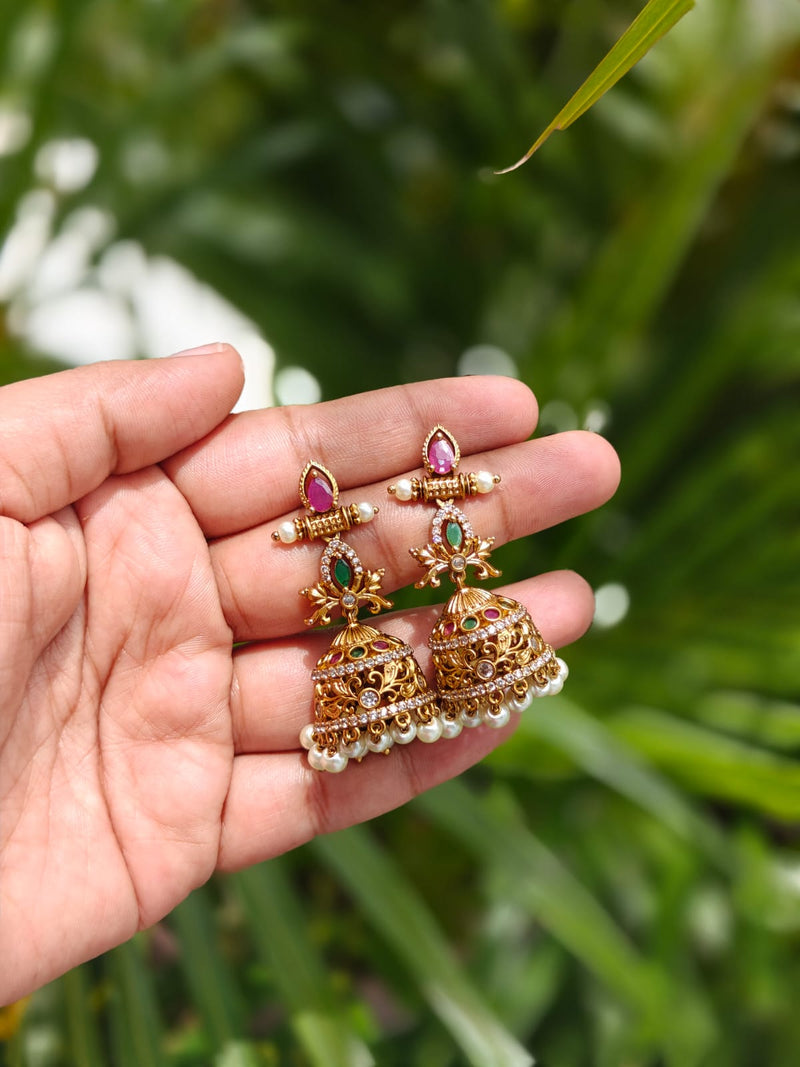 Varnika Jhumkas